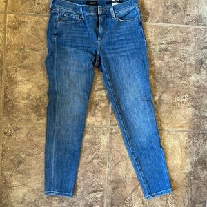 GAP women’s 1969 Classic skinny Denim Jeans